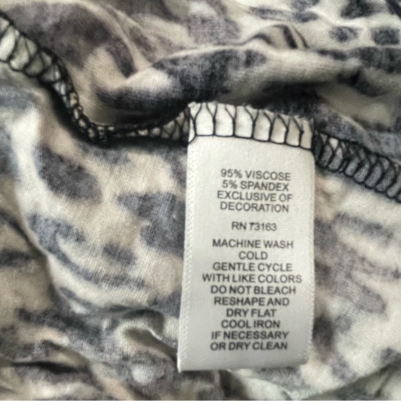 Cable & Guage blouse Size Small - Picture 12 of 14